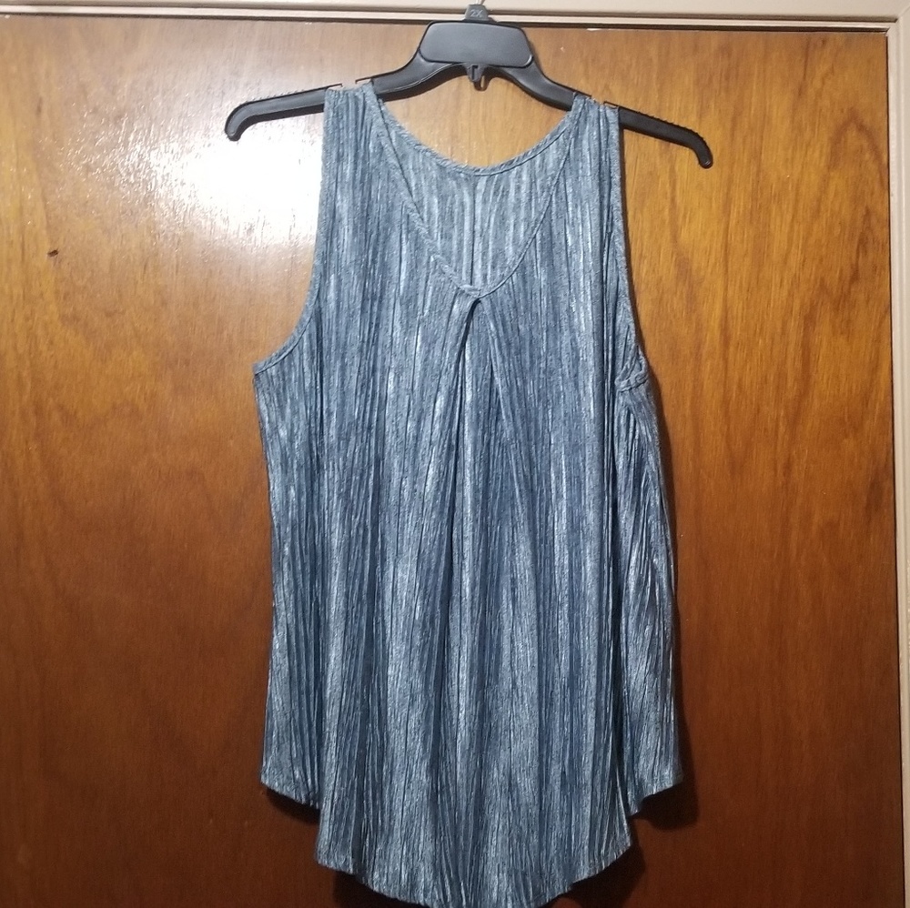 Cloud Blue Shimmery sleeveless top